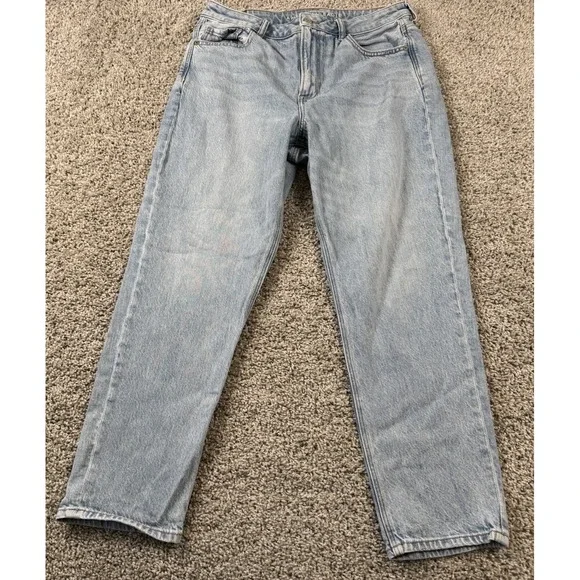 American Eagle Mom Jean Light Wash Denim Casual Womens 12 - Picture 2 of 9